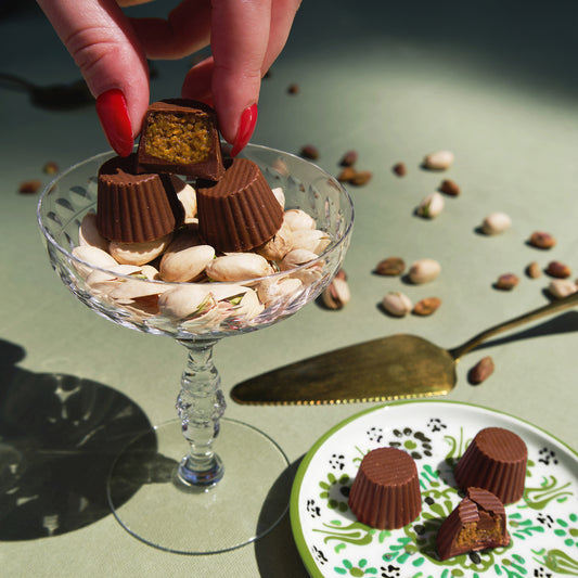 Mini Sweet M!lk Pistachio Crunch Cups